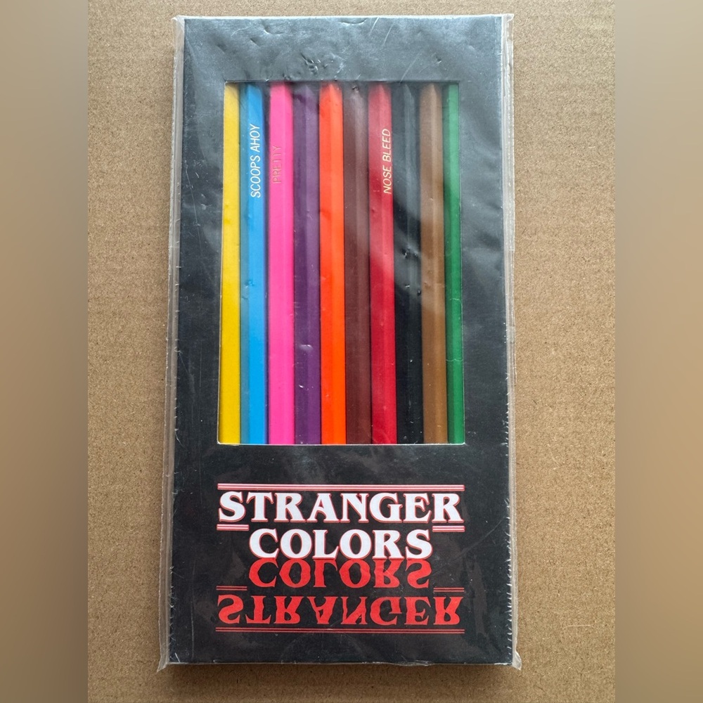 Stranger Things Colored Pencils Set - Picture 9 of 9